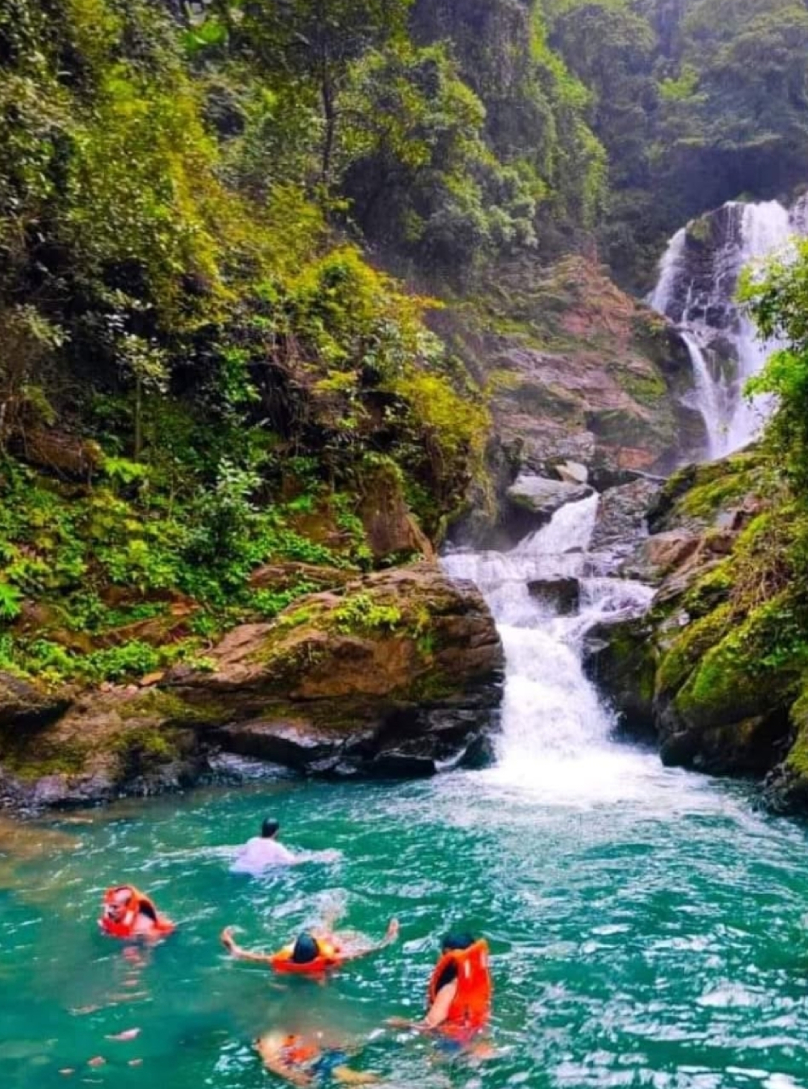 Vibhuti Waterfalls